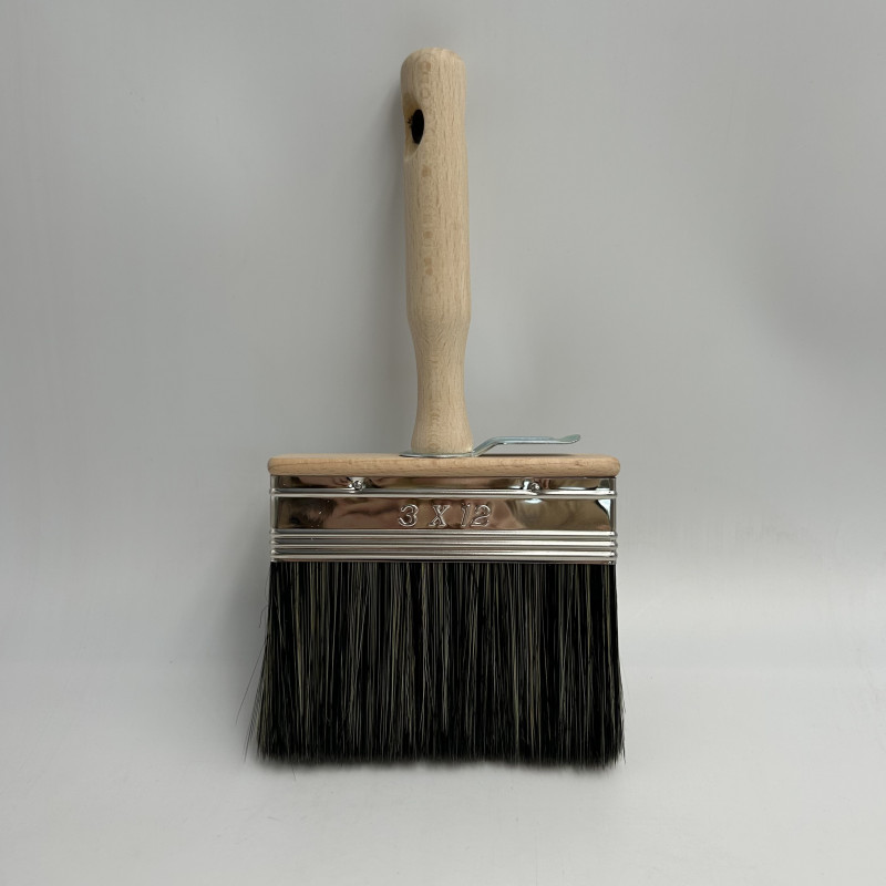 BROSSE A BADIGEON EN SOIE GRISE